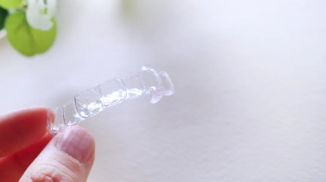 透明なマウスガード